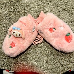 Sanrio My Melody mittens
